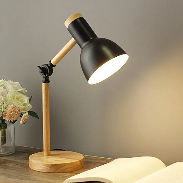 Lampa Stołowa w Stylu Skandynawskim – Elastyczne Światło i Regulacja