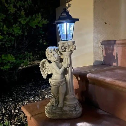 Zewnętrzny Posąg Anioła Zasilany Energią Słoneczną z Lampą